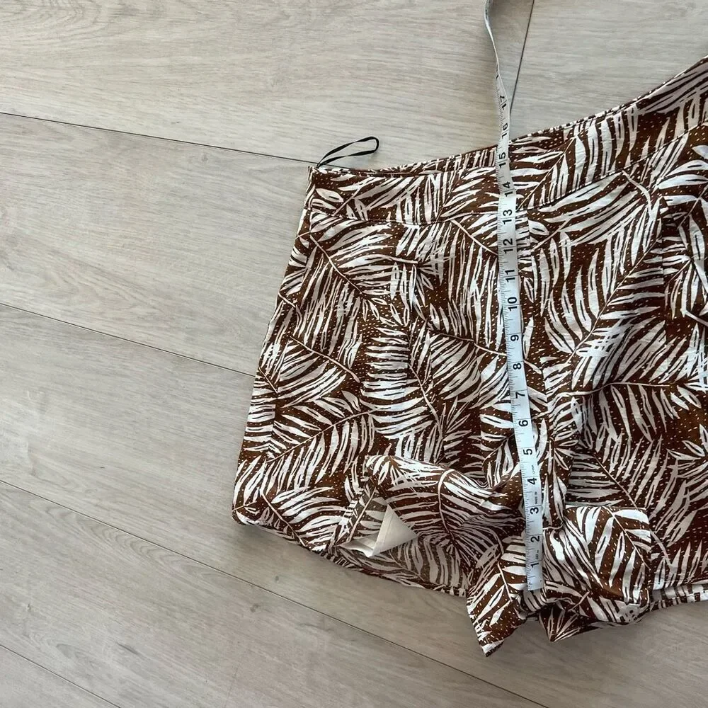 Style Rack women shorts size L